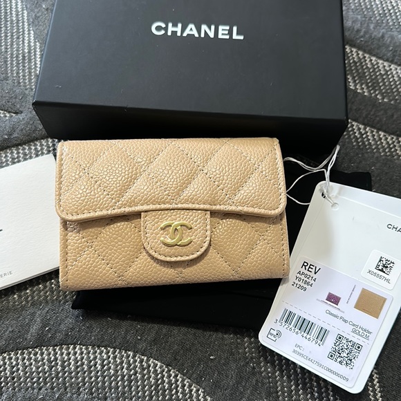 CHANEL Handbags - Chanel card flap wallet
